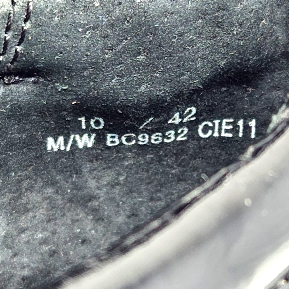 BORN BOC Slip on Round Toe Clogs Mules Size 11 - Picture 11 of 11